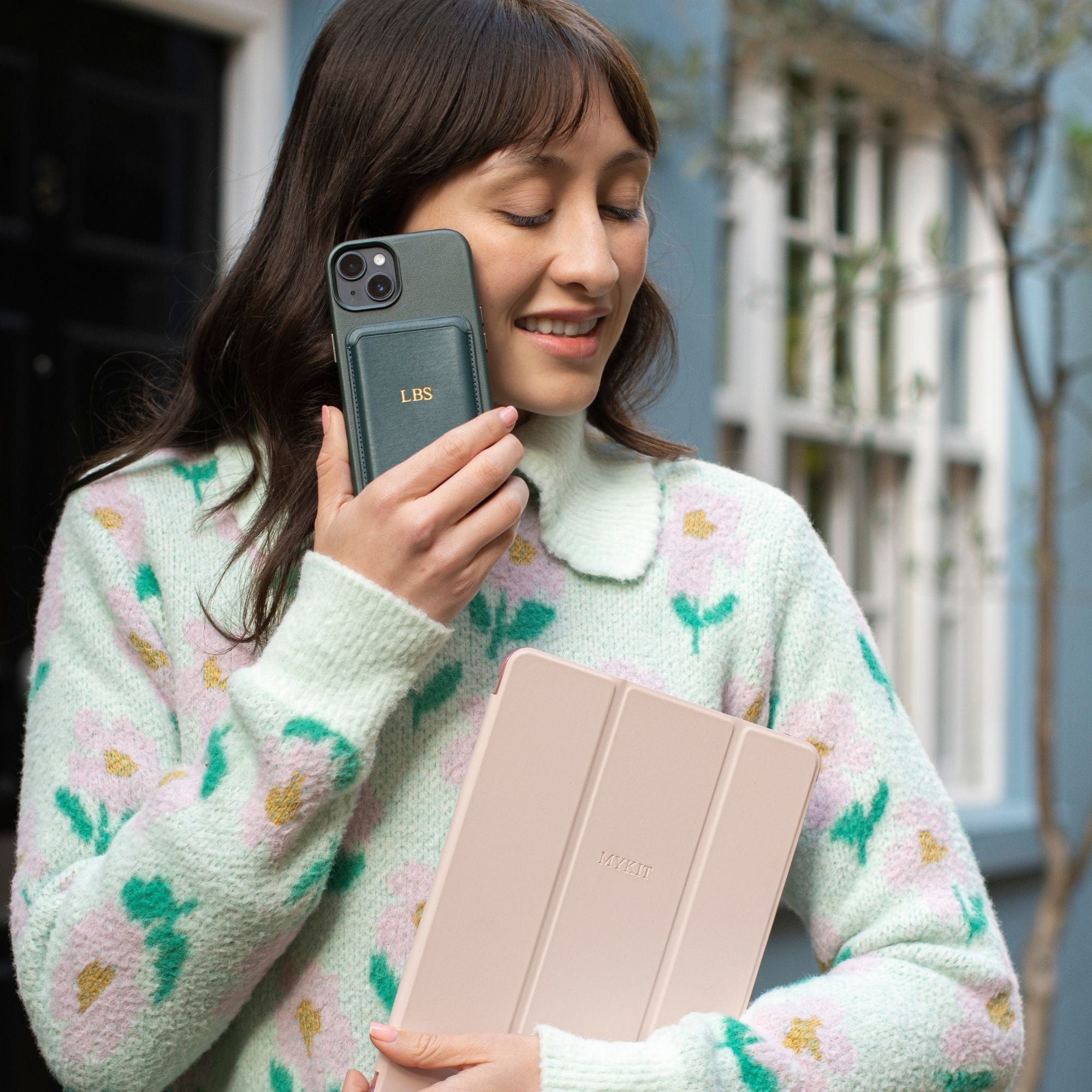 Dark Green MagSafe Grain Texture Personalized Card Holder