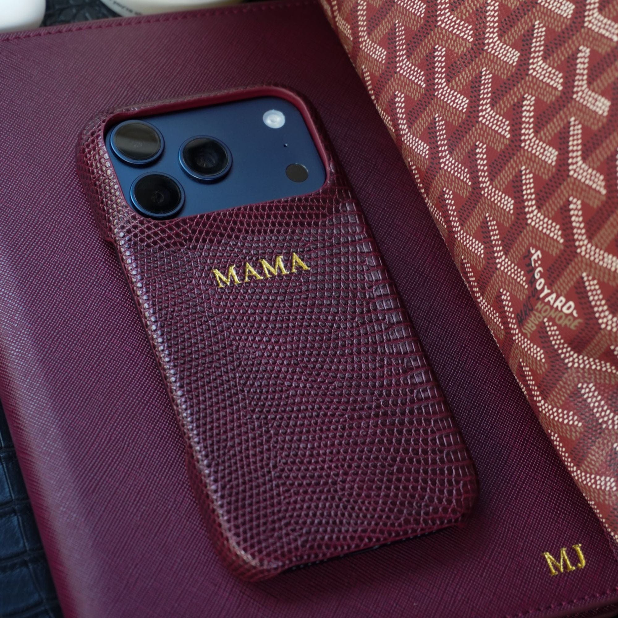 Burgundy Lizard Texture Personalized Snap Case